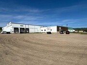 9120 90 St, Peace River AB - Entrepôt