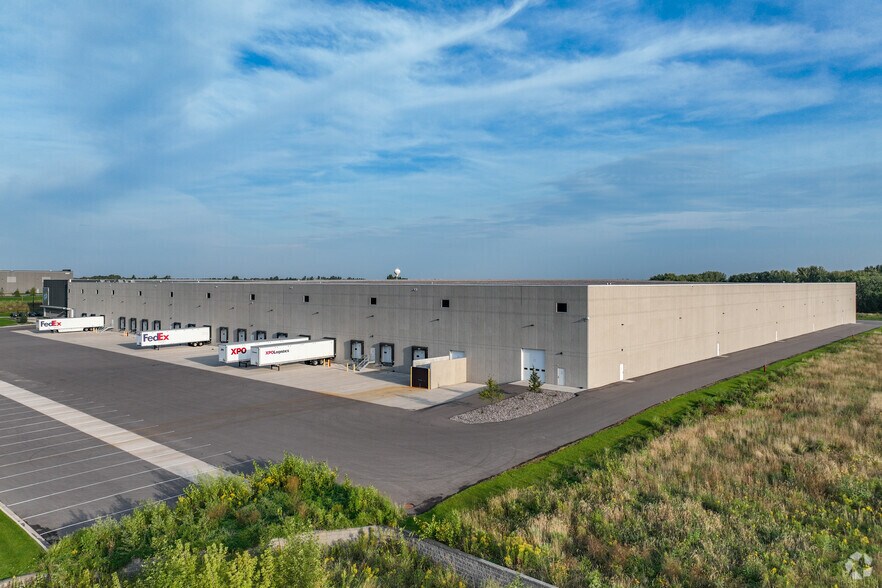 6400 Queens Ave NE, Otsego, MN à louer - Photo du bâtiment - Image 2 de 3