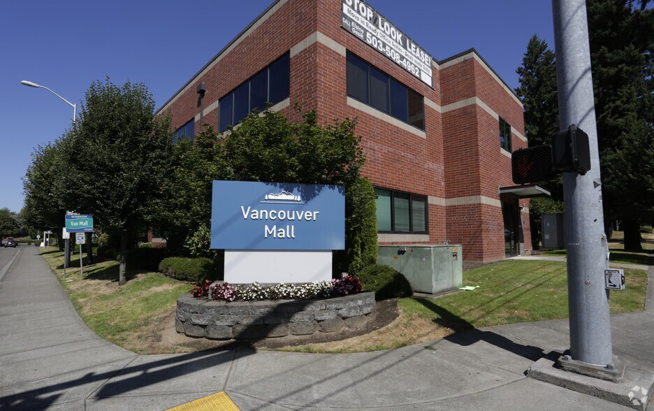 9330 NE Vancouver Mall Dr, Vancouver, WA à vendre - Photo du bâtiment - Image 3 de 10