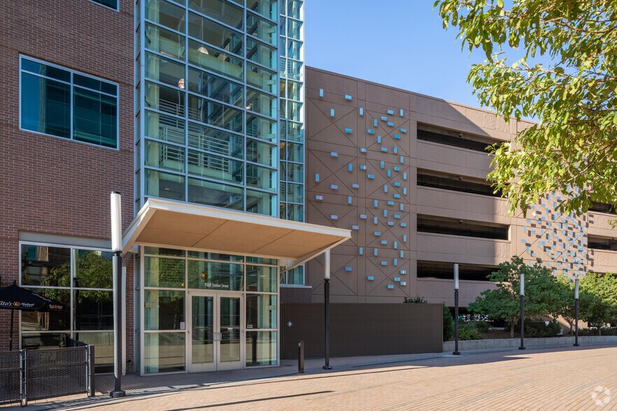 9360 Station St, Lone Tree, CO à louer - Photo du bâtiment - Image 2 de 3