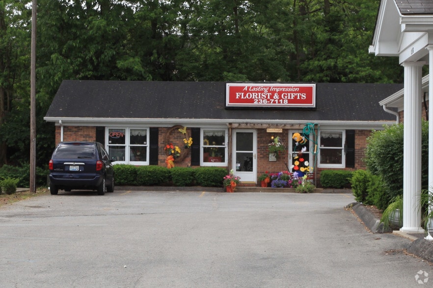 116 E Main St, Danville, KY for lease - Building Photo - Image 3 of 4