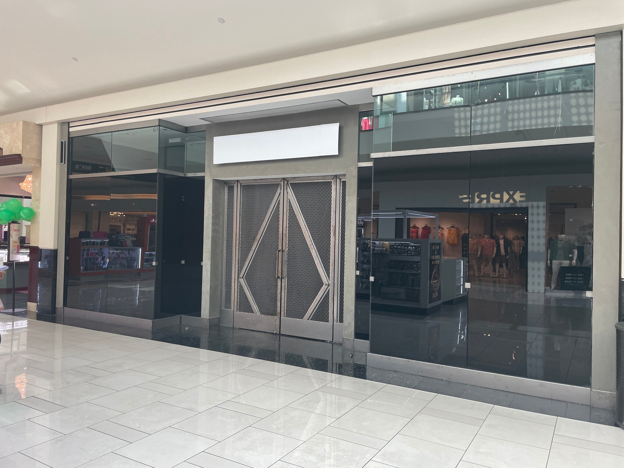 9301 Tampa Ave, Northridge, CA for lease Interior Photo- Image 1 of 1