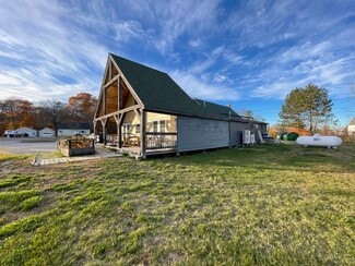 Plus de détails pour 1055 Lewiston Rd, New Gloucester, ME - Commerce de détail à vendre