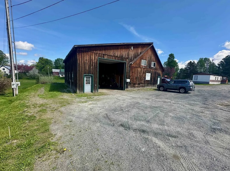 1665 Vt Rte 16, East Hardwick, VT for sale - Building Photo - Image 2 of 17