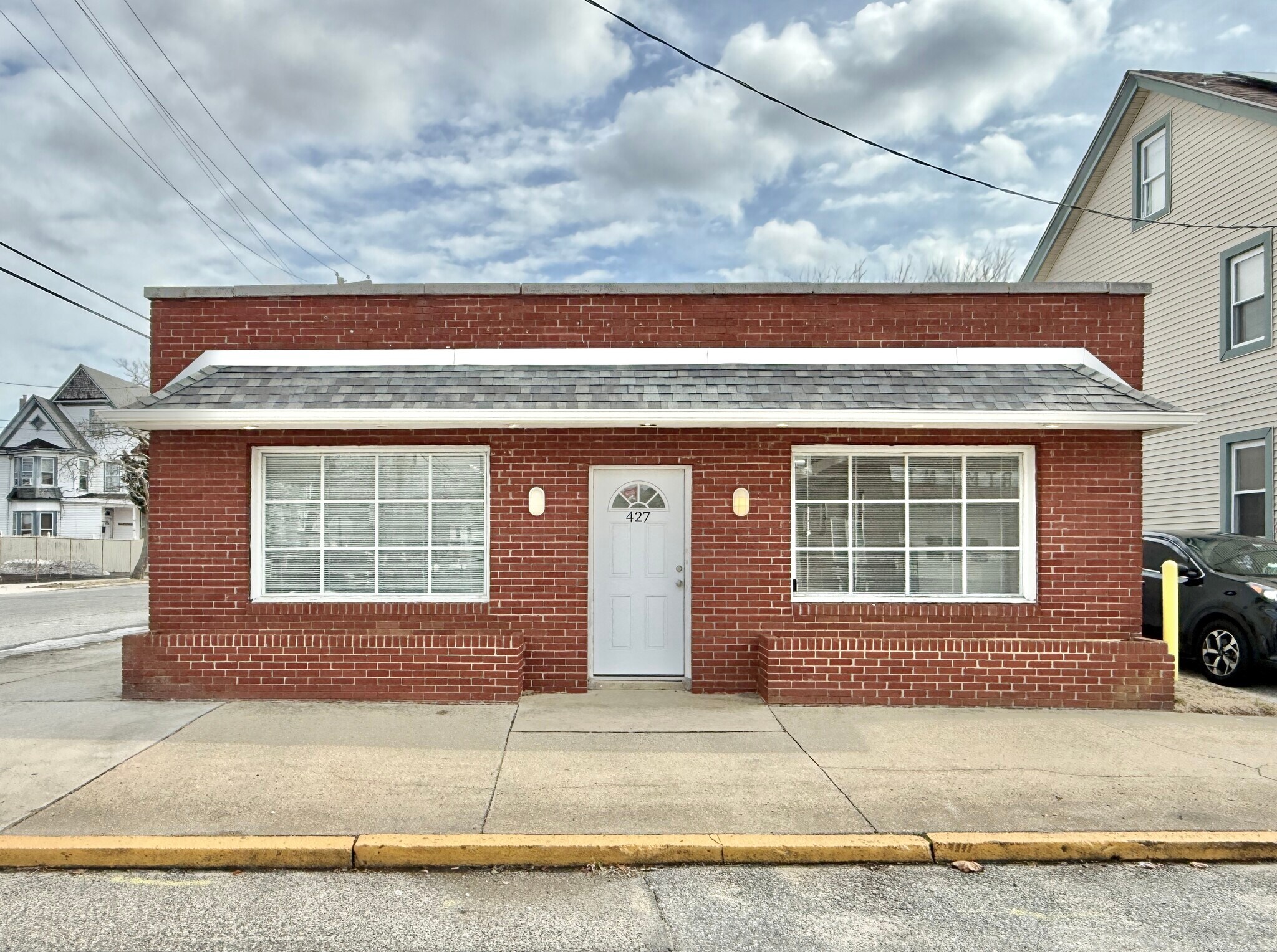427 Buck St, Millville, NJ for sale Primary Photo- Image 1 of 34
