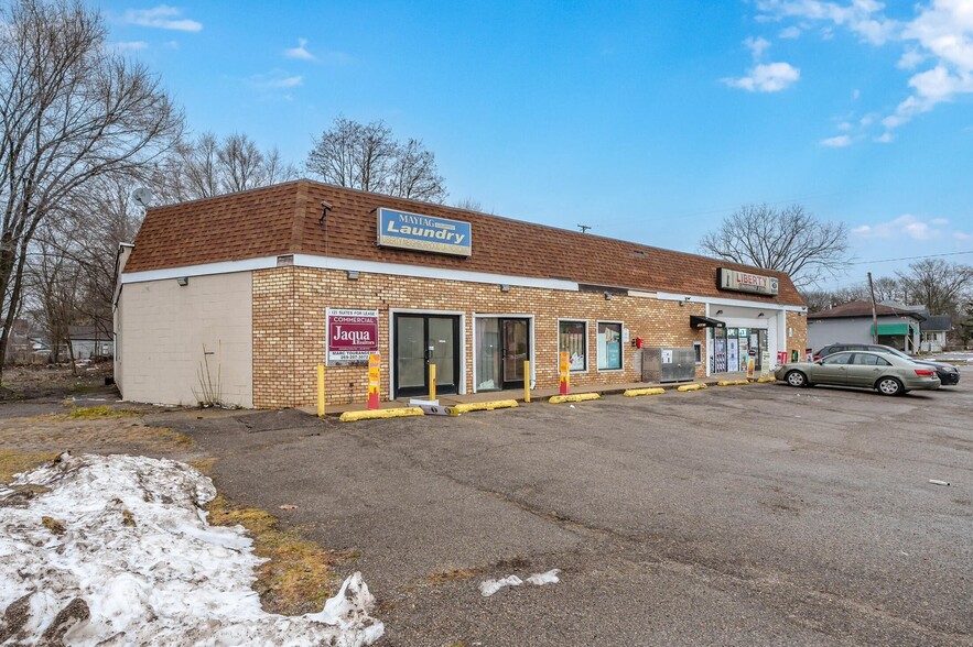 439 Capital Ave NE, Battle Creek, MI for lease - Primary Photo - Image 1 of 4