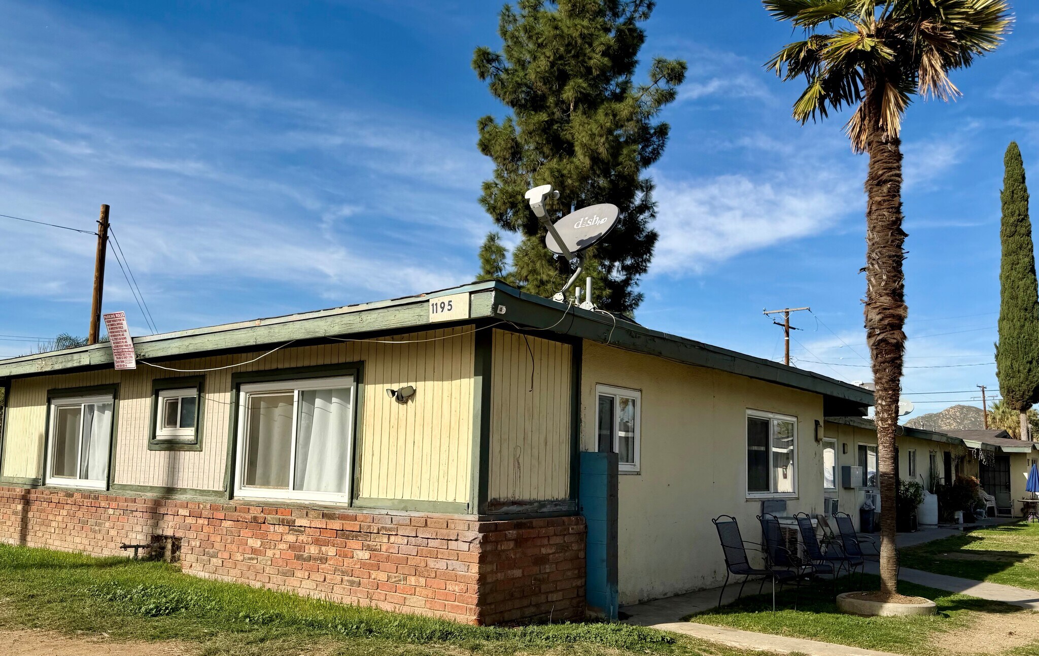 1195 W Spring St, Riverside, CA for sale Primary Photo- Image 1 of 5