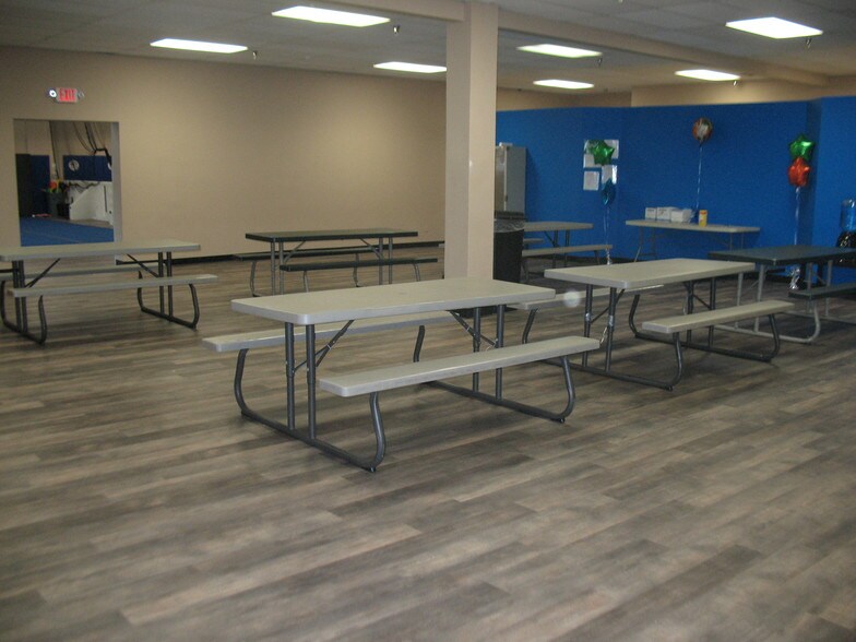 7047-7251 NW 88th Ave, Tamarac, FL à louer - Photo intérieure - Image 3 de 11