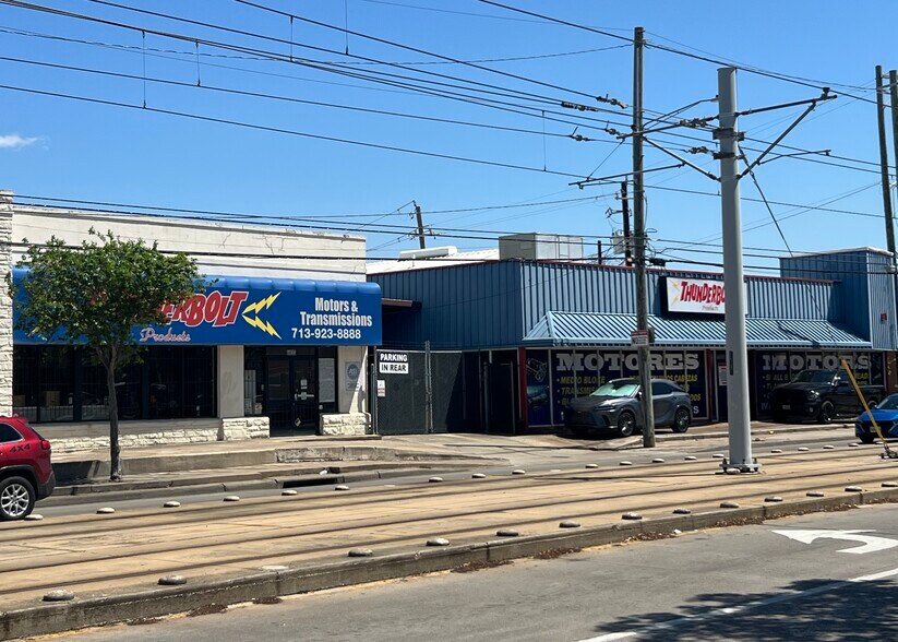 6847 Harrisburg Blvd, Houston, TX à vendre - Photo du bâtiment - Image 3 de 4