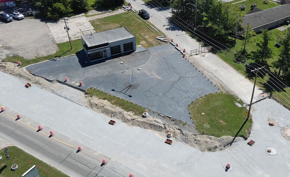 414 W Garden St, Fortville, IN à vendre - Photo du bâtiment - Image 2 de 6