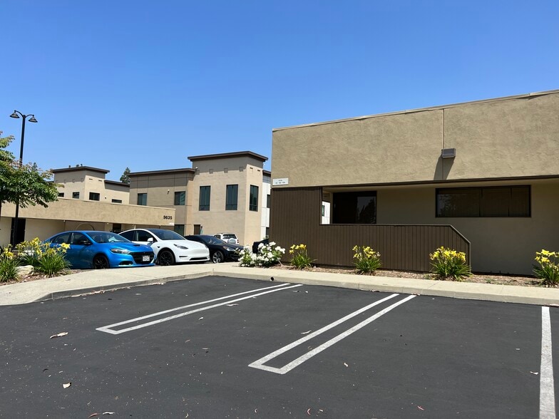9635 Monte Vista Ave, Montclair, CA for lease - Building Photo - Image 1 of 21