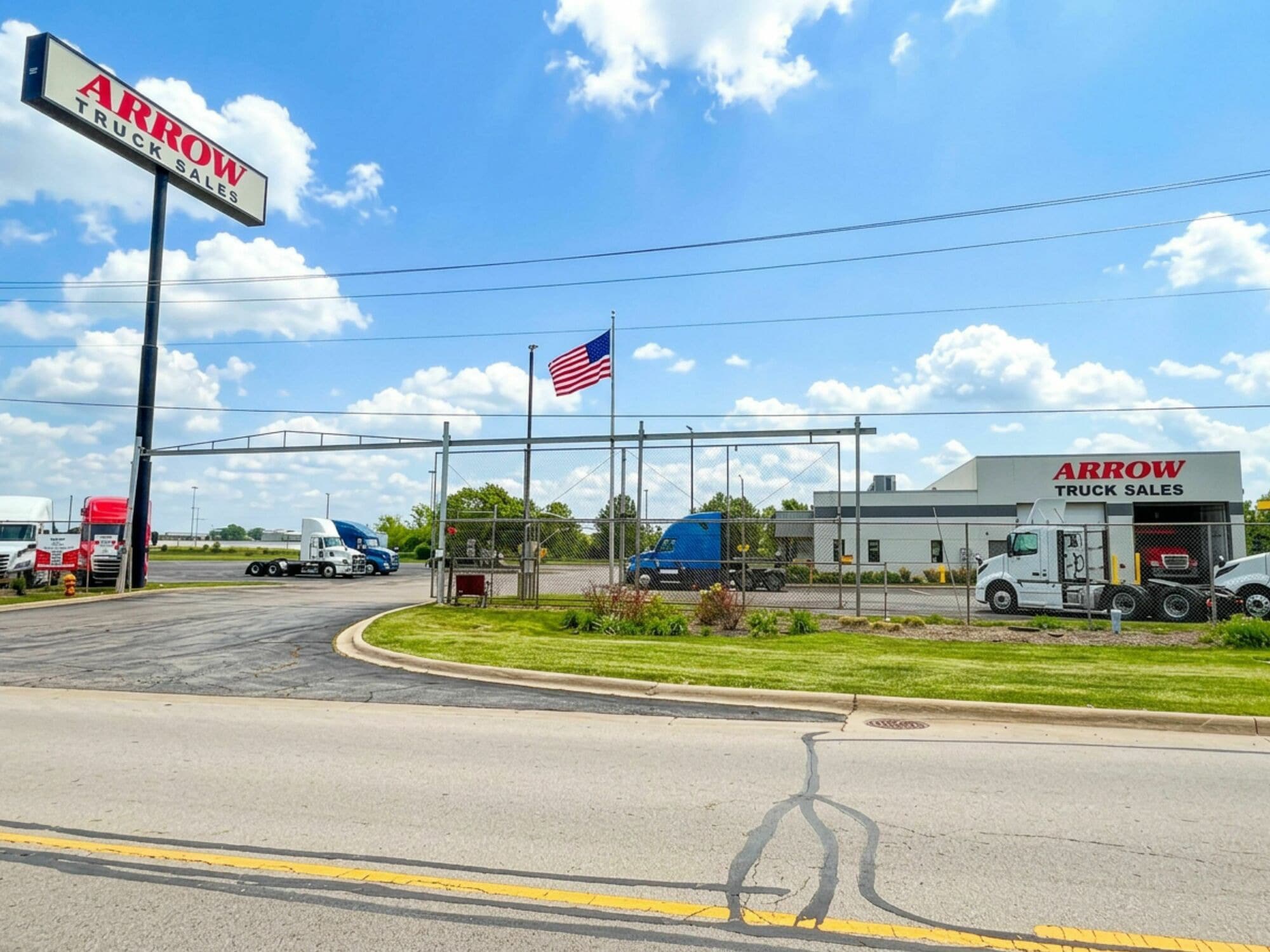 241 W South Frontage Rd, Bolingbrook, IL for sale Primary Photo- Image 1 of 7