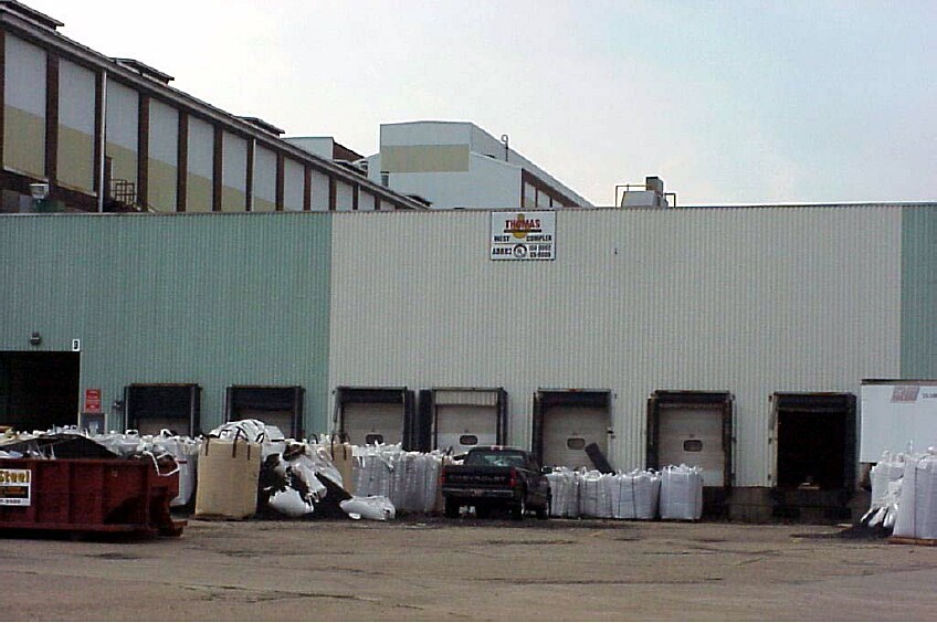 1003-1005 Airbrake Ave, Wilmerding, PA à louer - Photo du bâtiment - Image 3 de 5