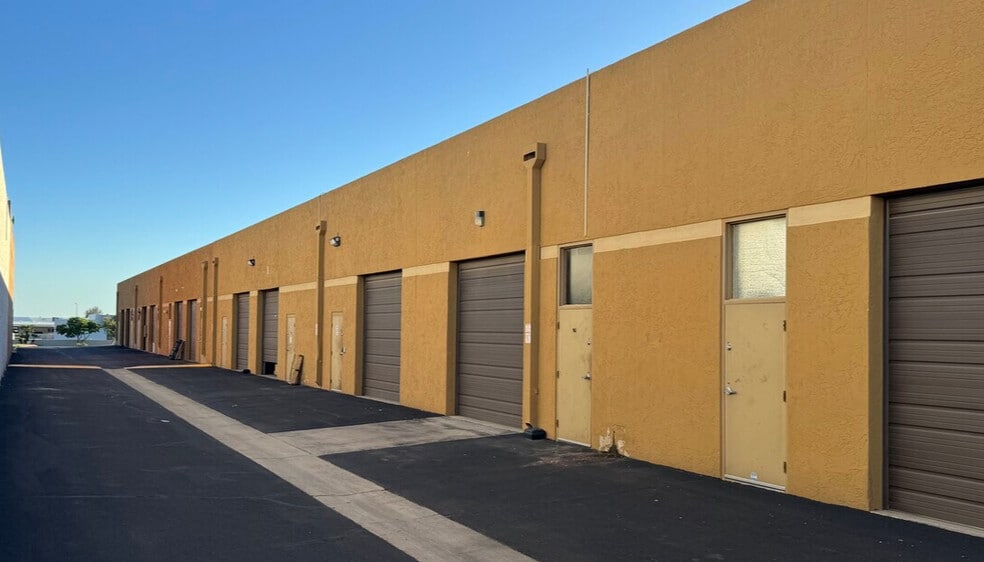 7655 E Evans Rd, Scottsdale, AZ for lease - Building Photo - Image 3 of 9