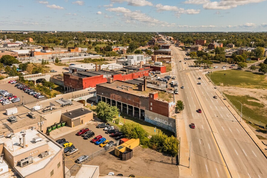 1911-1971 Gratiot Ave, Detroit, MI à vendre - Photo du bâtiment - Image 3 de 7