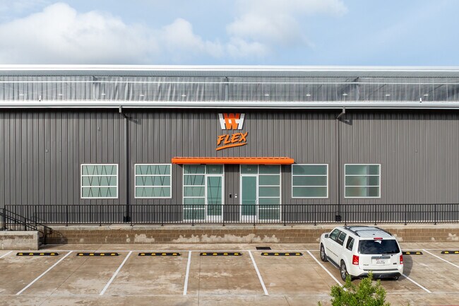 Plus de détails pour 1027 Outpost Dr, Conroe, TX - Plusieurs types d'espaces à louer