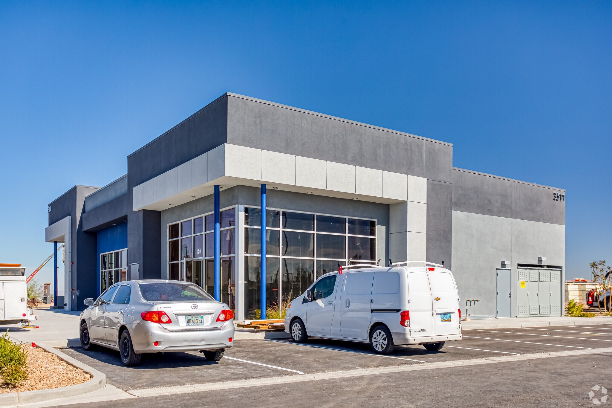 3511 Volunteer Blvd, Henderson, NV for lease Primary Photo- Image 1 of 7