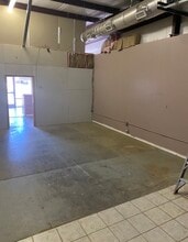 117 W First St, Lowell, NC for lease Building Photo- Image 1 of 8