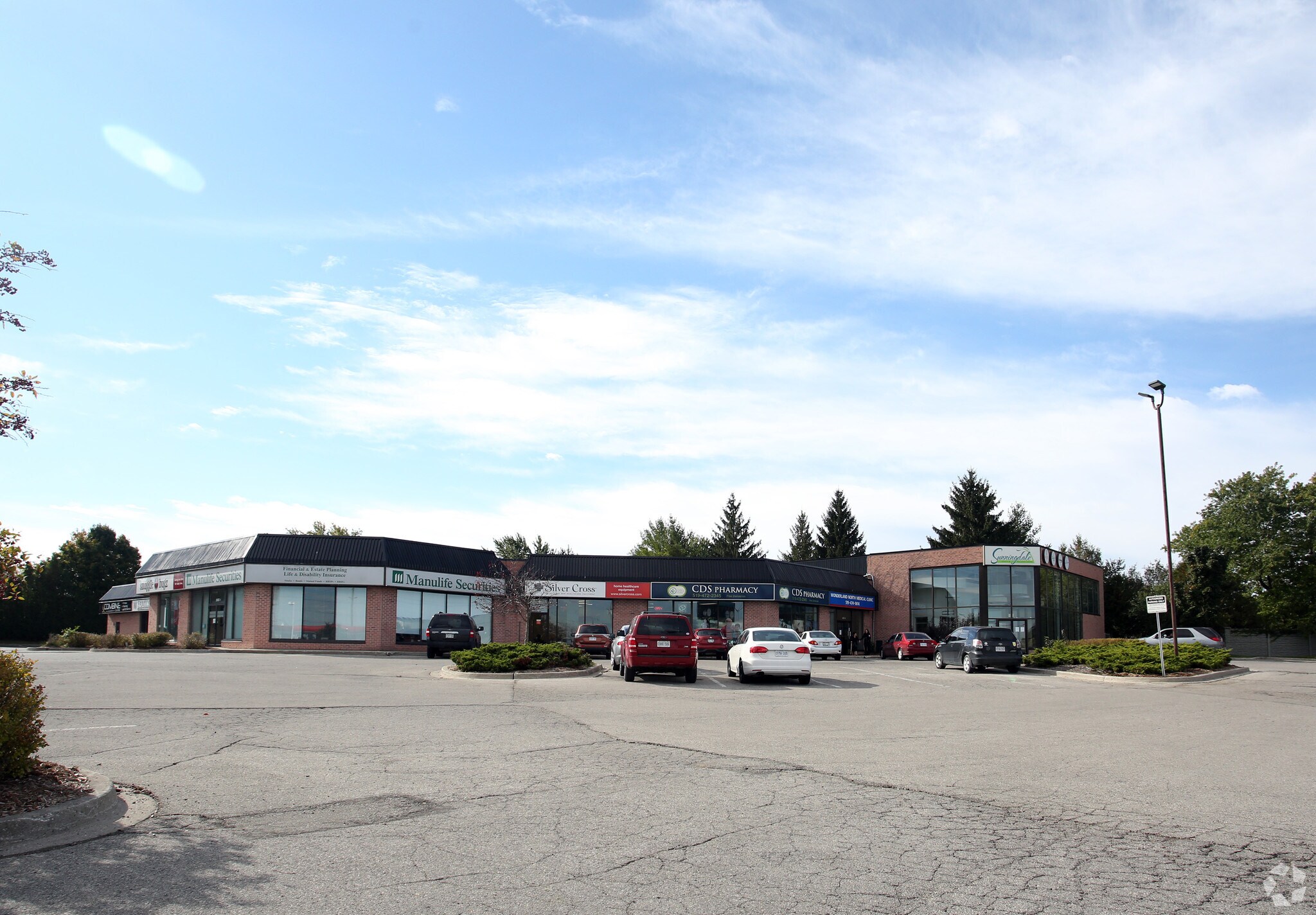 1695 Wonderland Rd N, London, ON à vendre Photo principale- Image 1 de 1