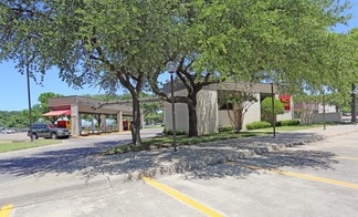 Plus de détails pour 4805 E Belknap St, Haltom City, TX - Vente au détail à louer