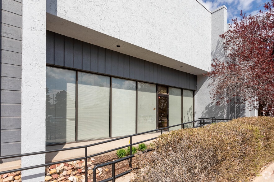 4901-4905 Nome St, Denver, CO for lease - Building Photo - Image 2 of 9