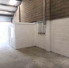 Stratford Rd, Moreton In Marsh for lease Interior Photo- Image 2 of 2