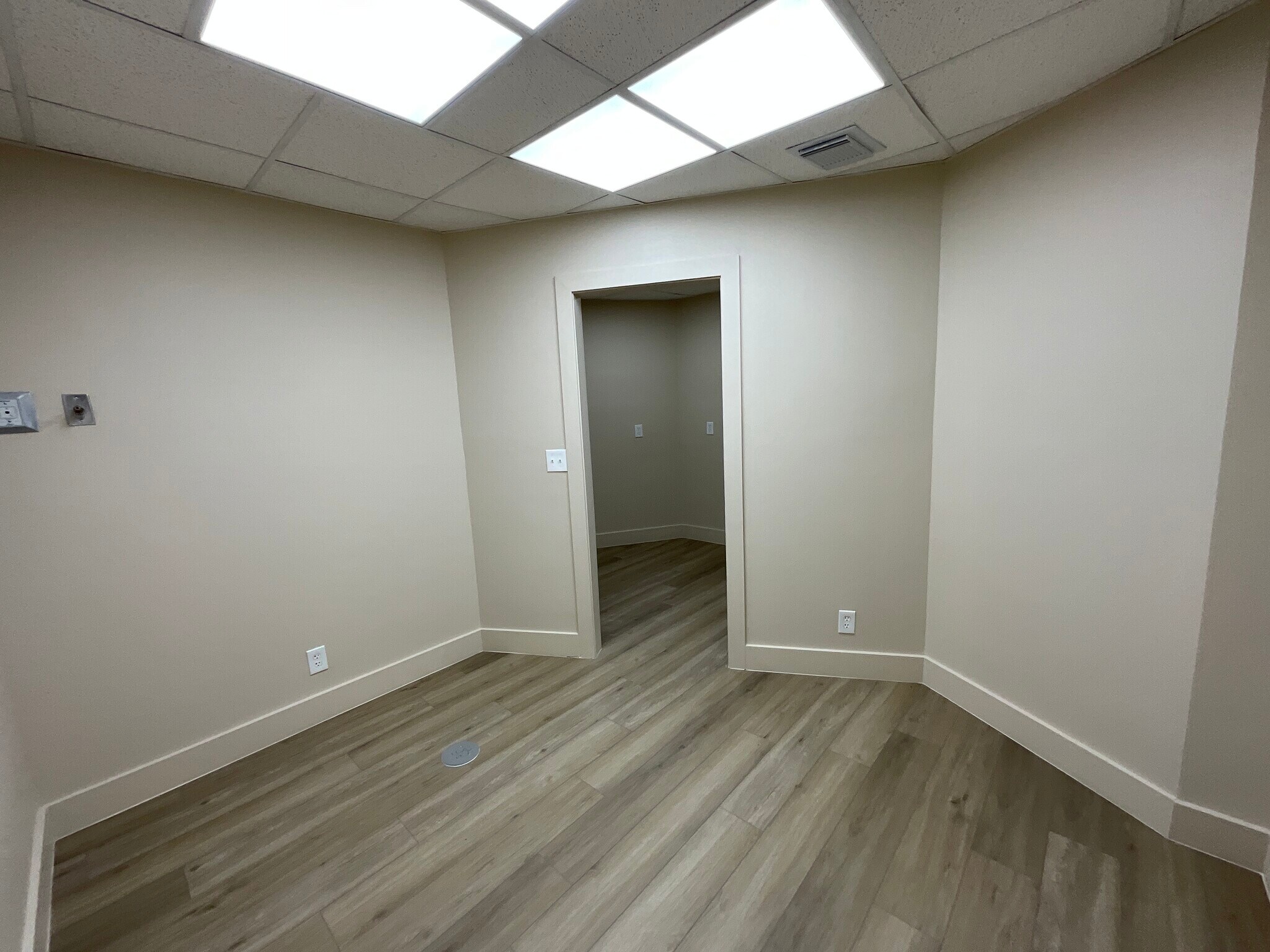 1280 W Lantana Rd, Lantana, FL for lease Interior Photo- Image 1 of 11