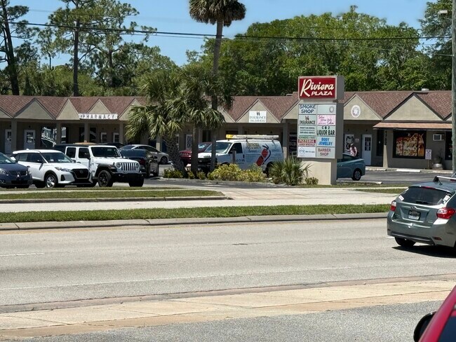 Plus de détails pour 1700 Yonge St, Daytona Beach, FL - Commerce de détail à louer