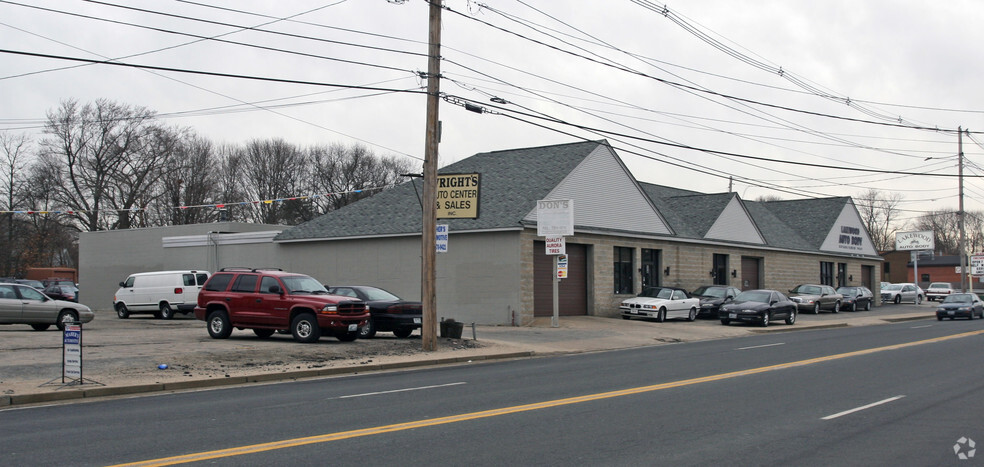 665 Warwick Ave, Warwick, RI for sale - Building Photo - Image 1 of 1