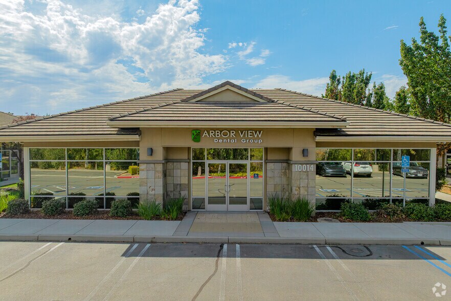 10014 Foothills Blvd, Roseville, CA à vendre - Photo du bâtiment - Image 2 de 3