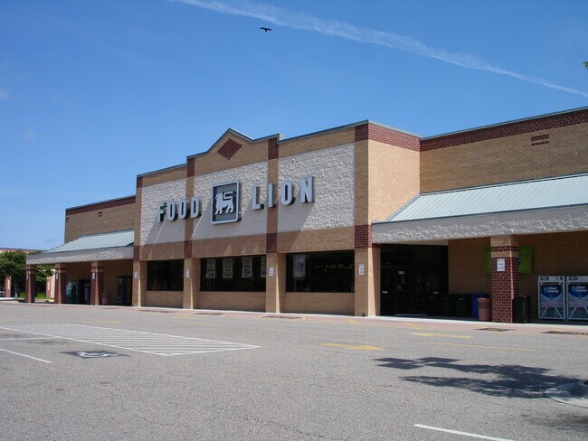 Plus de détails pour 6540 Hampton Roads Pky, Suffolk, VA - Commerce de détail à louer