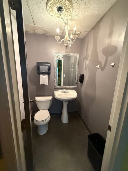 311 Smith Ave, Thomasville, GA à louer - Photo du bâtiment - Image 3 de 5