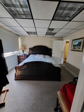 7851 Ogden Ave, Lyons, IL à louer Photo intérieure- Image 2 de 7