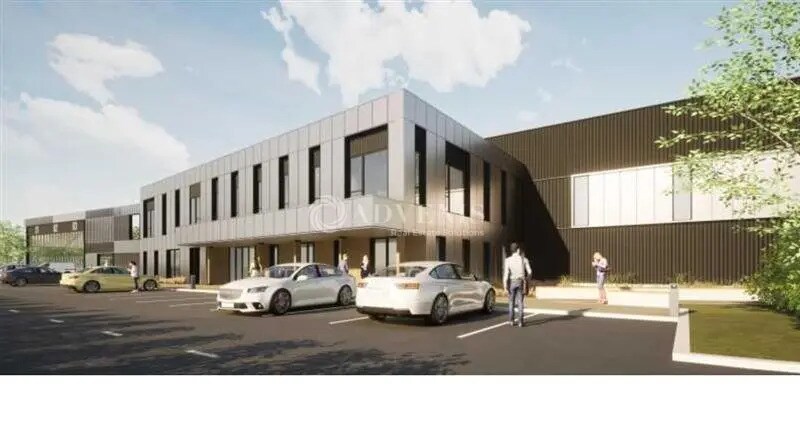 Flex in Lieusaint for lease Building Photo- Image 1 of 3