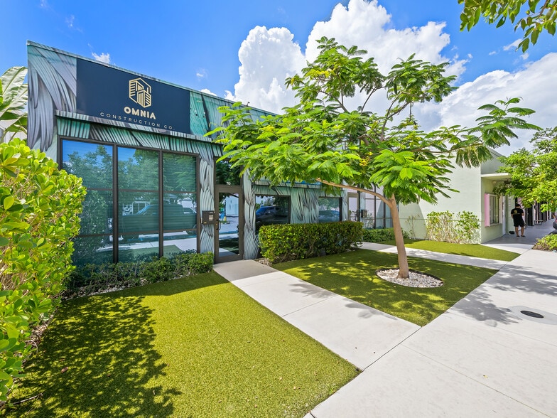 719-721 NE 2nd Ave, Fort Lauderdale, FL for sale - Primary Photo - Image 1 of 38