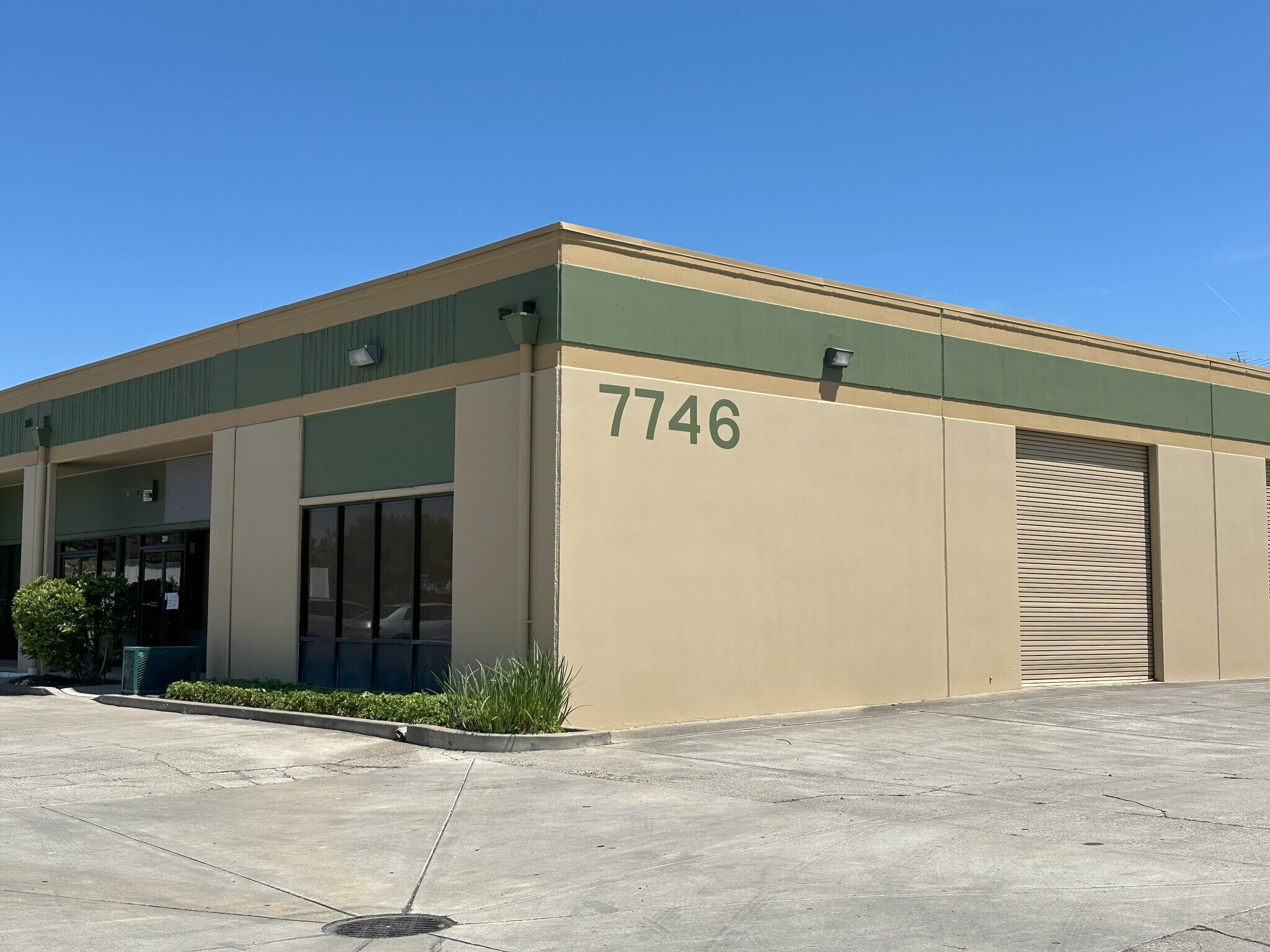 7746 Lorraine Ave, Stockton, CA à vendre Photo du bâtiment- Image 1 de 26