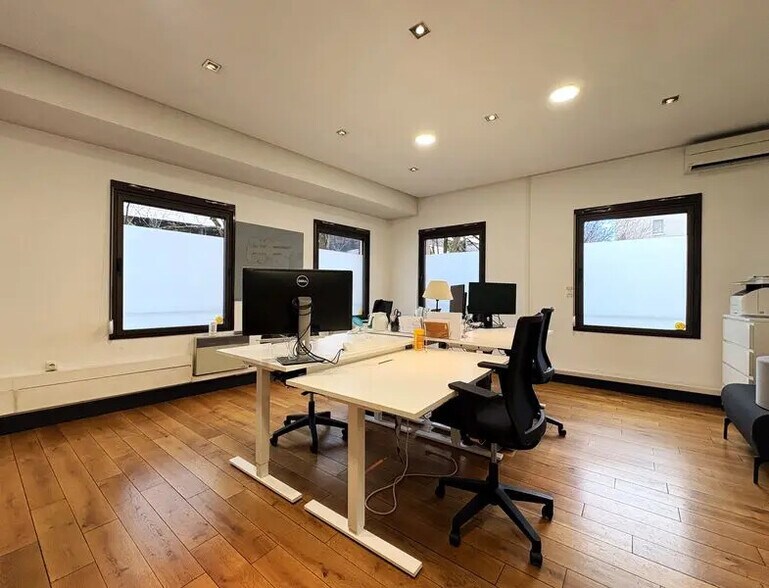 27 Avenue Georges Pompidou, Lyon for lease - Building Photo - Image 1 of 6