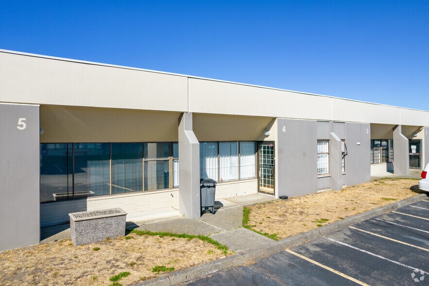 11171 Horseshoe Way, Richmond, BC for sale - Building Photo - Image 3 of 4