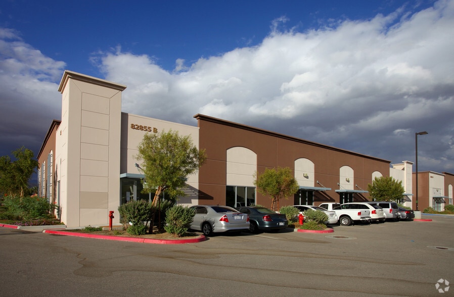 82855 Market St, Indio, CA à louer - Photo du bâtiment - Image 3 de 8