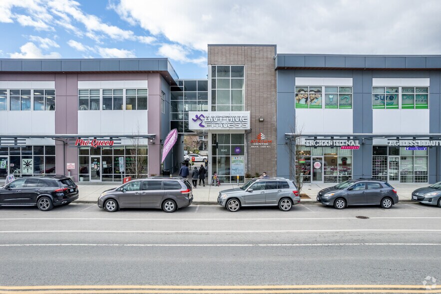 8645 160th St, Surrey, BC à louer - Photo du bâtiment - Image 2 de 4