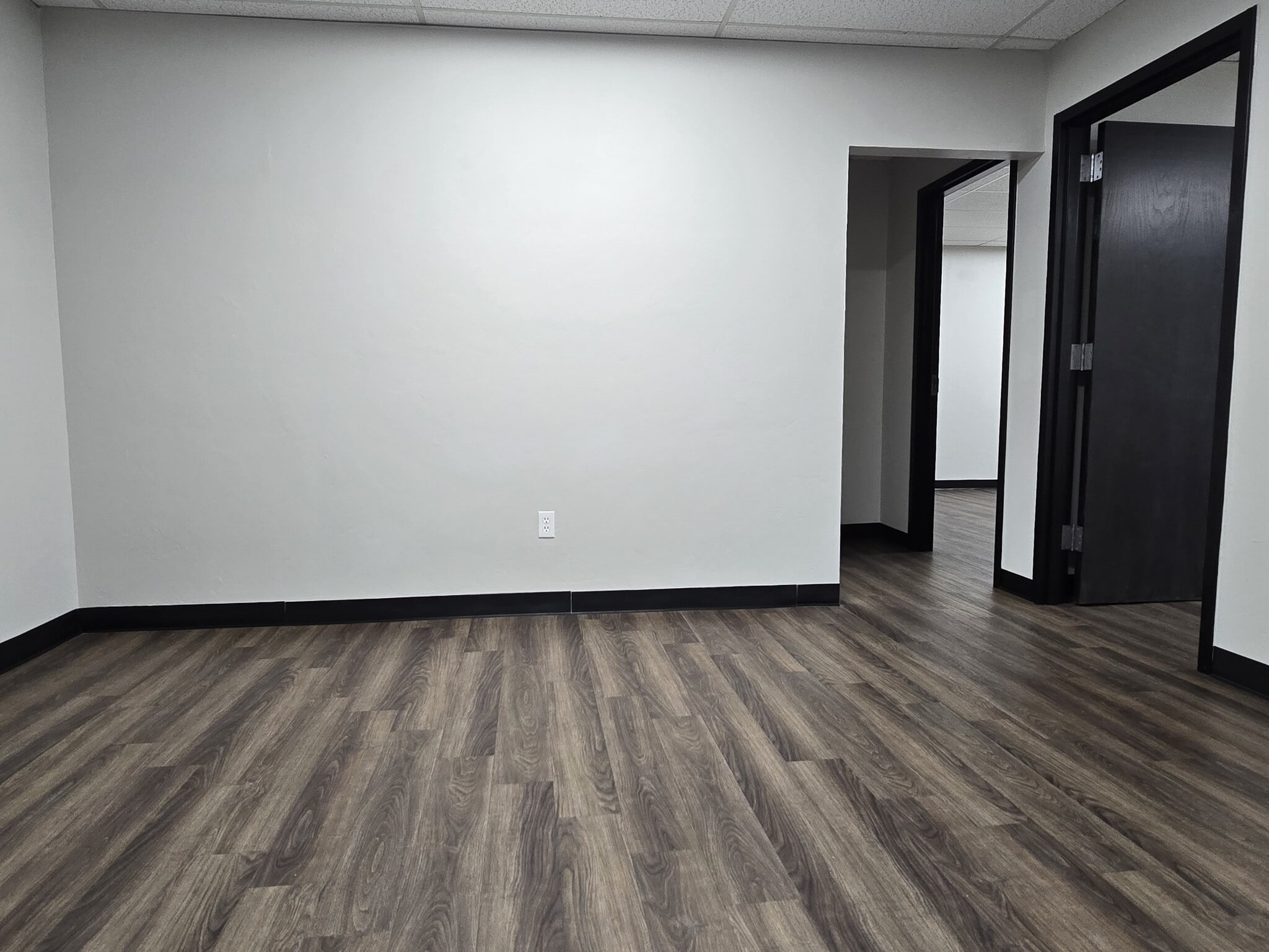 5350 S Western Ave, Oklahoma City, OK for lease Interior Photo- Image 1 of 4