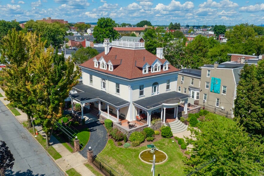802 N Duke St, Lancaster, PA for sale - Building Photo - Image 2 of 37