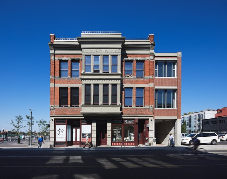 1612 Store Street, Victoria, BC à vendre - Photo principale - Image 1 de 1