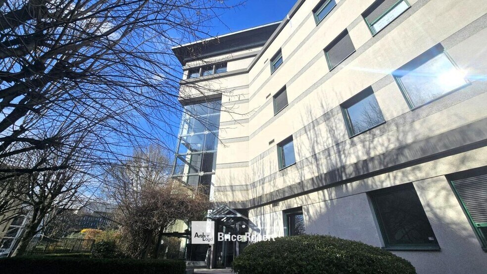 13 Quai Du Commerce, Lyon for lease - Building Photo - Image 1 of 10
