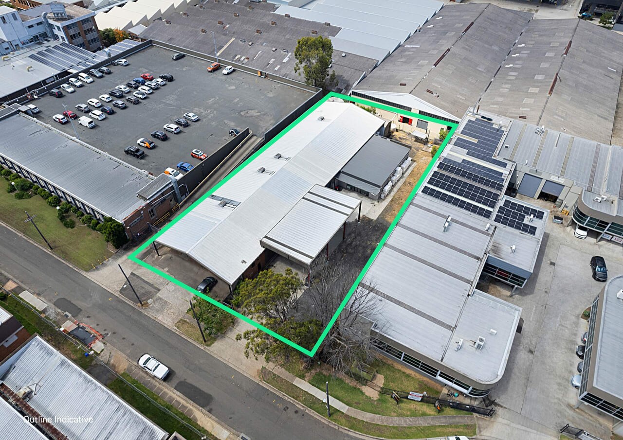 8 Straits Ave, South Granville for sale Primary Photo- Image 1 of 10