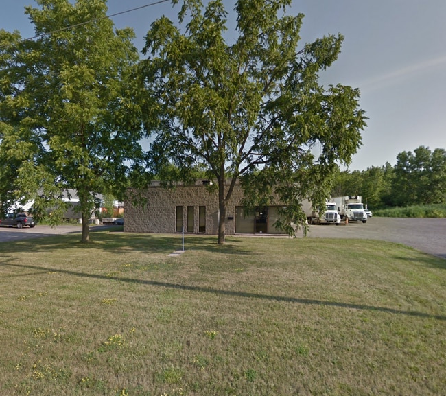 Plus de détails pour 5835 Progress St, Niagara Falls, ON - Industriel à vendre
