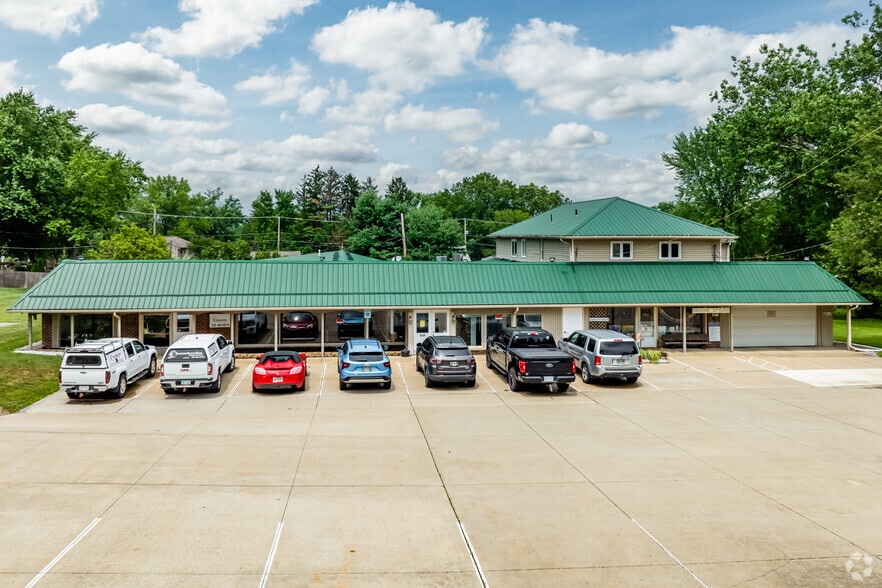 514 E Park Ave, Columbiana, OH for sale - Building Photo - Image 2 of 5