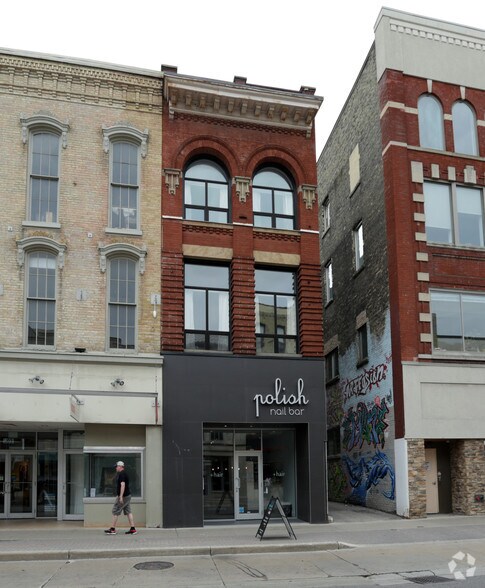 201 Dundas St, London, ON à louer - Photo du bâtiment - Image 2 de 2