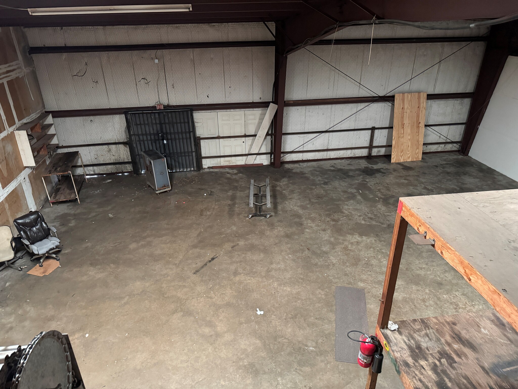 3430 N Interstate 35 E, Lancaster, TX for lease Interior Photo- Image 1 of 3