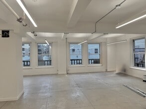 119-121 W 57th St, New York, NY à louer Photo intérieure- Image 1 de 6